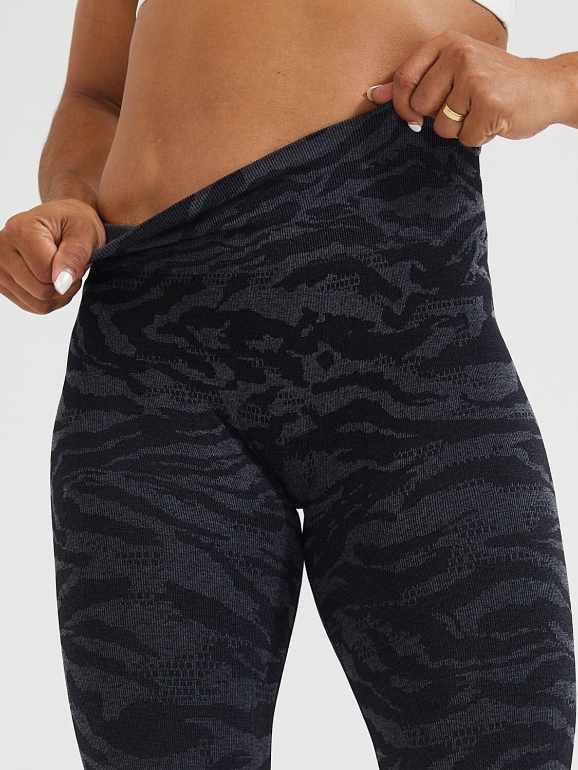 Modernit Leggingsit – urheileggingsit