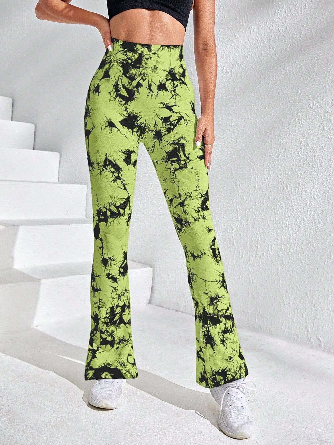 Muotoilevat Leggingsit | Muodikkaat leggingsit
