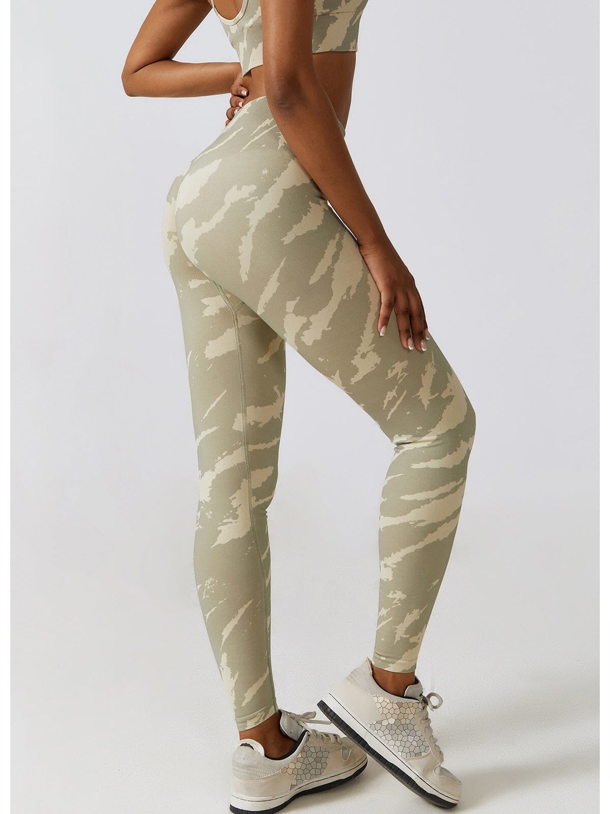 Näyttävät Leggingsit | Muotoilevat leggingsit