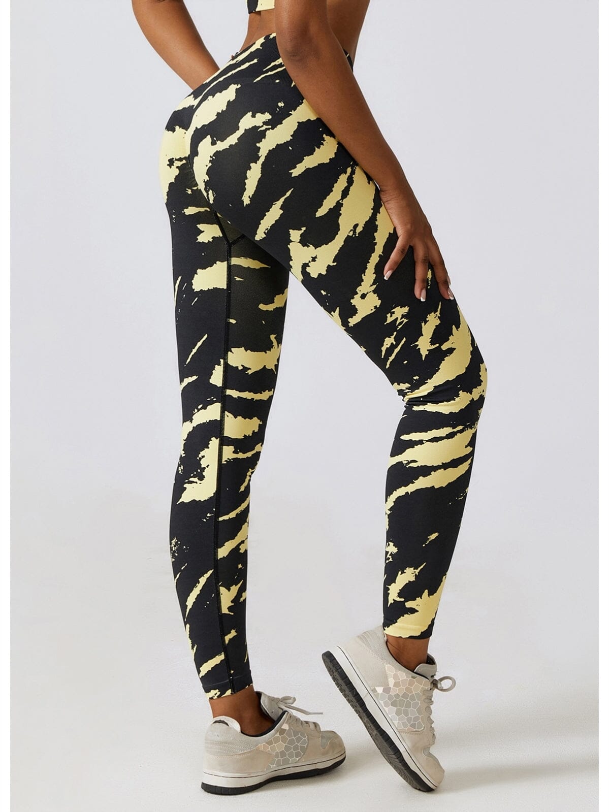 Näyttävät Leggingsit | Muotoilevat leggingsit