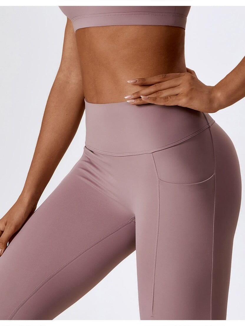 Naisille Suunnitellut Leggingsit Tyylitietoisille Naisille