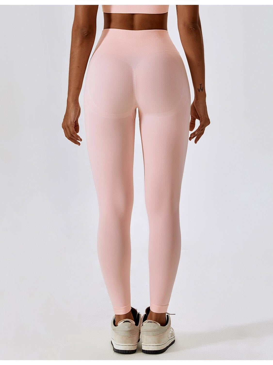 Vartaloa Muotoilevat Leggingsit | Laadukkaat leggingsit