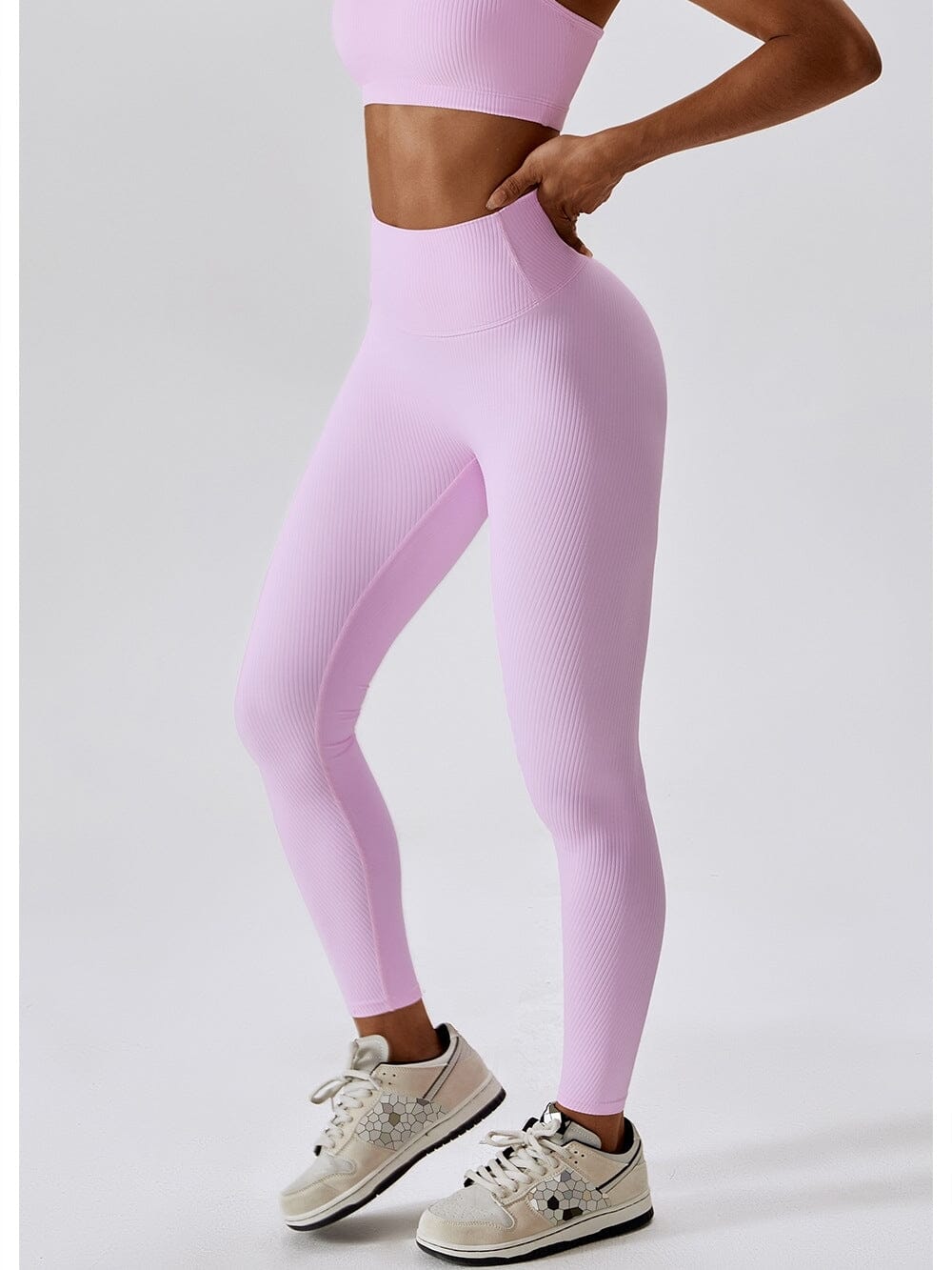 Pitkät resorit push up sportleggingsit